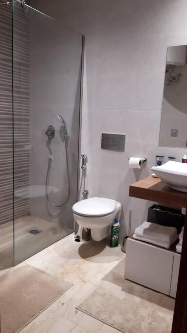 Chez Miguel Appartement Casablanca Avec Piscine Екстериор снимка